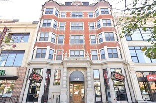 534 Commonwealth Ave in Boston, MA - Building Photo