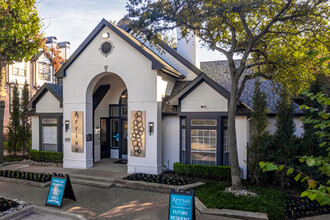 Arrive on University in Dallas, TX - Foto de edificio - Building Photo