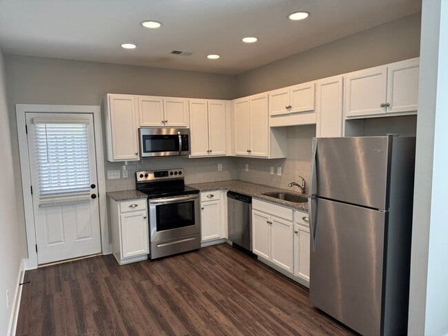 2009 Weaver Way in Leeds, AL - Building Photo - Building Photo
