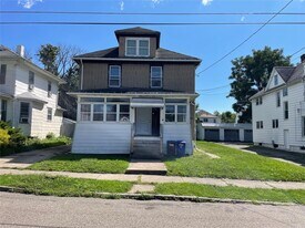 14 Merrill St in Binghamton, NY - Building Photo