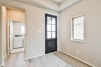 558 Sand Branch Dr in Conroe, TX - Building Photo - Building Photo