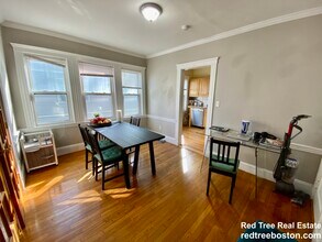 59 Brookley Rd, Unit 2L in Boston, MA - Building Photo - Building Photo