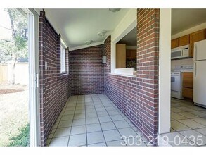 2800 S Holly Plz in Denver, CO - Building Photo - Building Photo