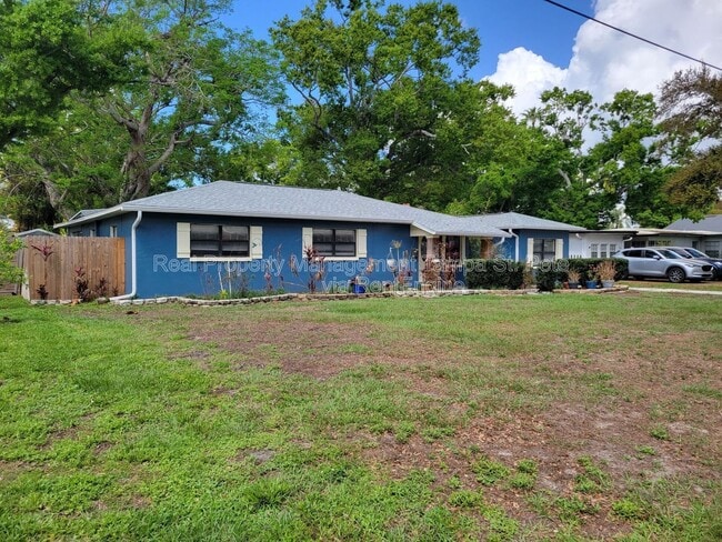 4311 S Thatcher Ave in Tampa, FL - Building Photo - Building Photo
