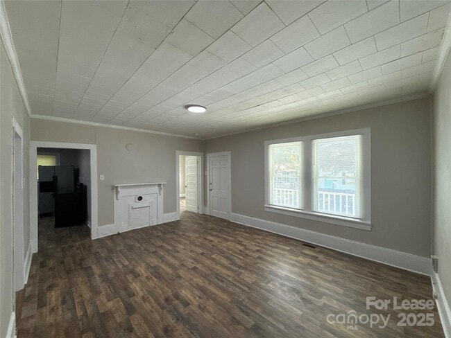 906 W 5th Ave in Gastonia, NC - Building Photo - Building Photo