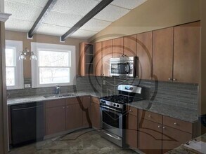 1227 Deerfield Rd in Deerfield, IL - Building Photo - Building Photo