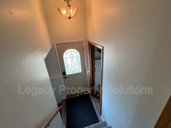 609 N 29th St in Bismarck, ND - Foto de edificio - Building Photo