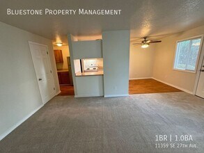 11359 SE 27th Ave in Portland, OR - Building Photo - Building Photo