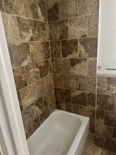 909 Clinton St, Unit 1C in Philadelphia, PA - Building Photo - Building Photo