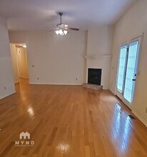 2983 W Augusta Hills St in Springfield, MO - Building Photo - Building Photo