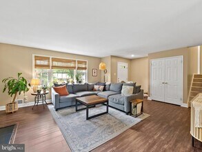 5208 Lindsay St in Fairfax, VA - Building Photo - Building Photo