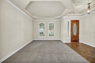 15220 Interlachen Dr in Austin, TX - Building Photo - Building Photo