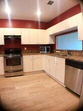 8253 SW 29th St in Miramar, FL - Building Photo - Building Photo