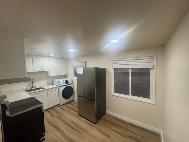 1119 S Alderwood Dr in Moses Lake, WA - Foto de edificio - Building Photo