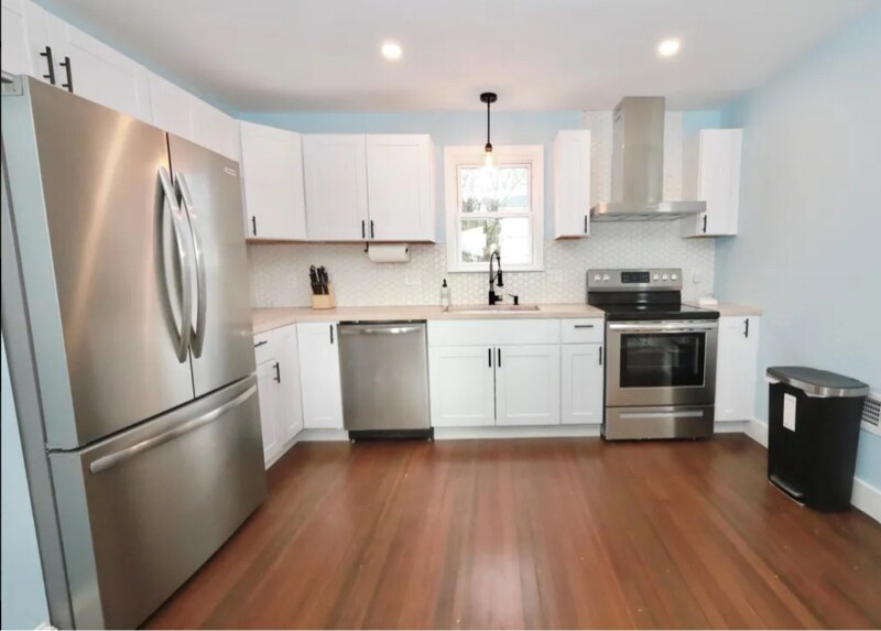 29 Roosevelt St in Manchester, CT - Building Photo