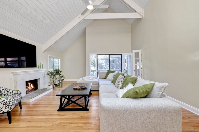 property at 193 Bayfield Ln