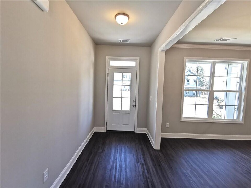 3677 BRYANT Mdw Cir in Buford, GA - Building Photo