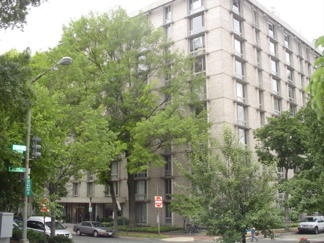 property at 950 25th St NW