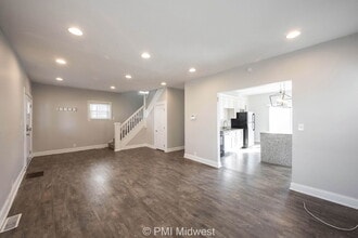 2555 E 55th Pl in Indianapolis, IN - Building Photo - Building Photo