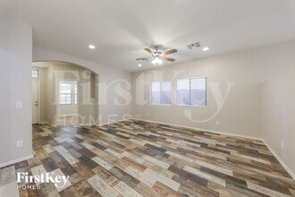 4621 W Fortune Dr in Phoenix, AZ - Building Photo - Building Photo