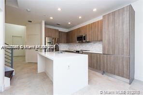 7230 NW 103rd Path in Doral, FL - Building Photo - Building Photo