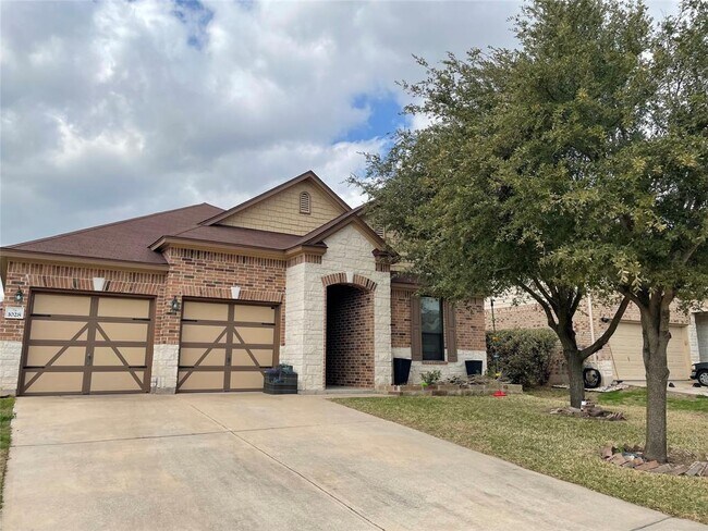 1028 Regency Ln in Round Rock, TX - Building Photo - Building Photo