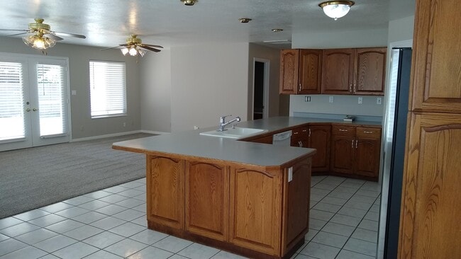 1545 W 5650 N in Saint George, UT - Building Photo - Building Photo