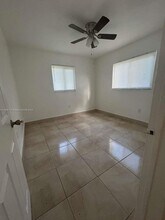 1907 SW 99th Terrace in Miramar, FL - Building Photo - Building Photo