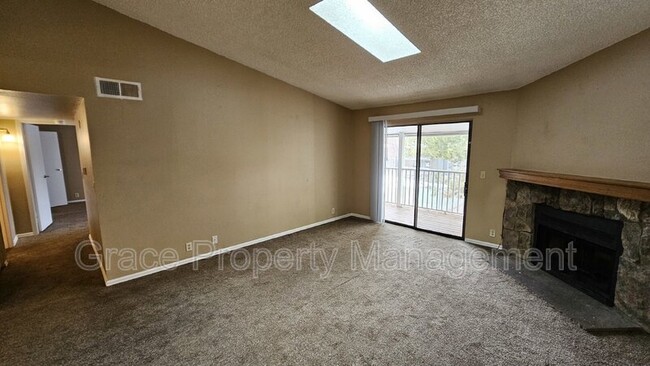 907 S Yampa St in Aurora, CO - Building Photo - Building Photo