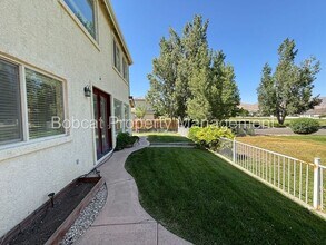 1231 Flintwood Dr in Carson City, NV - Building Photo - Building Photo