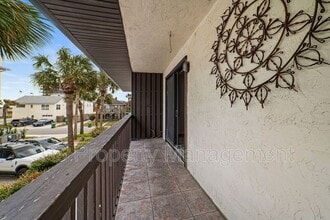 121 13th Ave S in Jacksonville Beach, FL - Building Photo - Building Photo