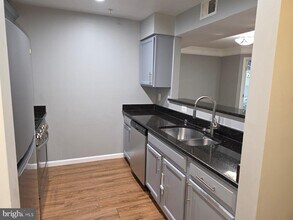 13800 Farnsworth Ln in Upper Marlboro, MD - Building Photo - Building Photo