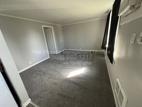 919 E 27th Ave in Kennewick, WA - Building Photo - Building Photo