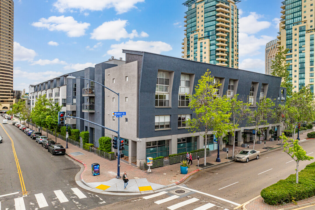 Atria on Market in San Diego, CA - Foto de edificio