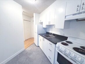 2228 Franklin St in Vancouver, BC - Building Photo - Building Photo