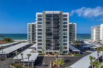 Valencia Residences in Venice, FL - Building Photo - Building Photo