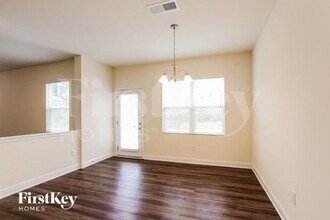 9842 Maywine Cir in Huntersville, NC - Building Photo - Building Photo