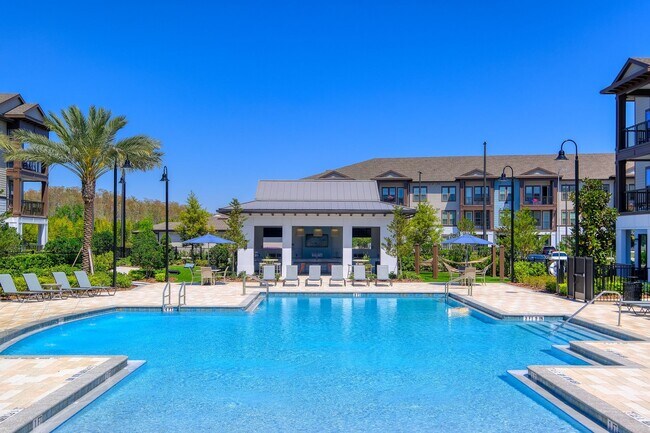 Lantower Grande Flats in Orlando, FL - Foto de edificio - Building Photo