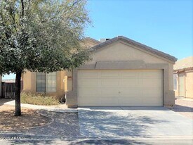 6717 E Lush Vista View in Florence, AZ - Building Photo