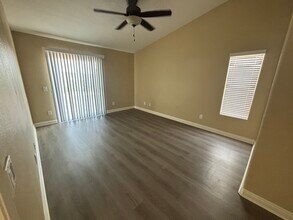 33271 Via Alvaro in Temecula, CA - Building Photo - Building Photo
