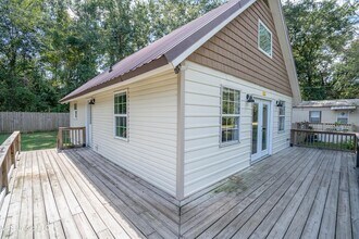 1076 Lilinoe Way in Diamondhead, MS - Building Photo - Building Photo