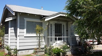 16791-16793 Green Ln in Huntington Beach, CA - Building Photo