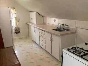 407 N 12th St in Bismarck, ND - Building Photo - Building Photo