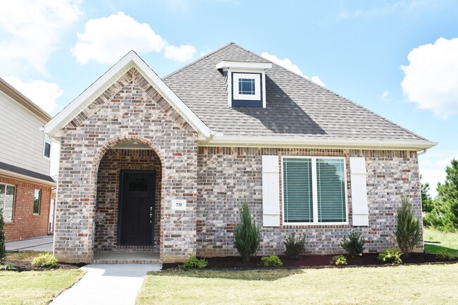 property at 731 N Salem Rd