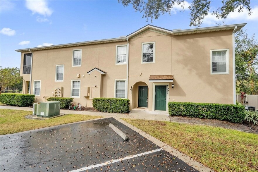 7011 Kirkland Way, Unit 7209-203 in Lake Mary, FL - Building Photo