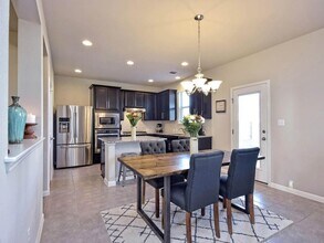8125 Rosano St in Round Rock, TX - Building Photo - Building Photo