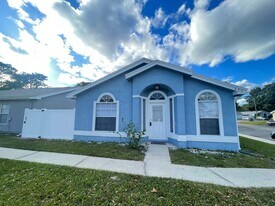 227 San Gabriel St in Winter Springs, FL - Building Photo