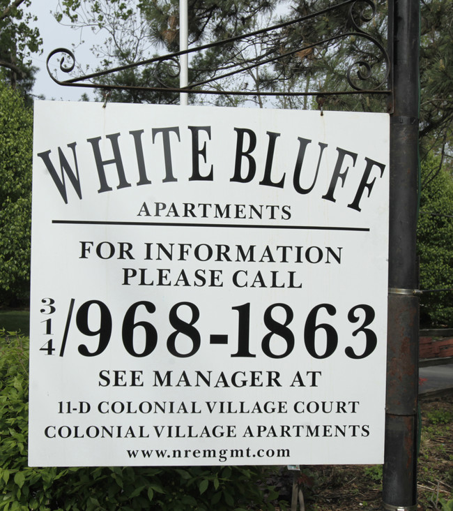 White Bluff Apartments in Webster Groves, MO - Building Photo - Building Photo