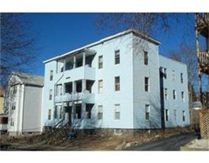 71 Loxwood St in Worcester, MA - Building Photo