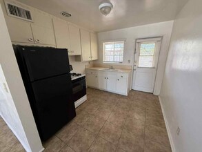 3569 E 3rd St in Tucson, AZ - Foto de edificio - Building Photo